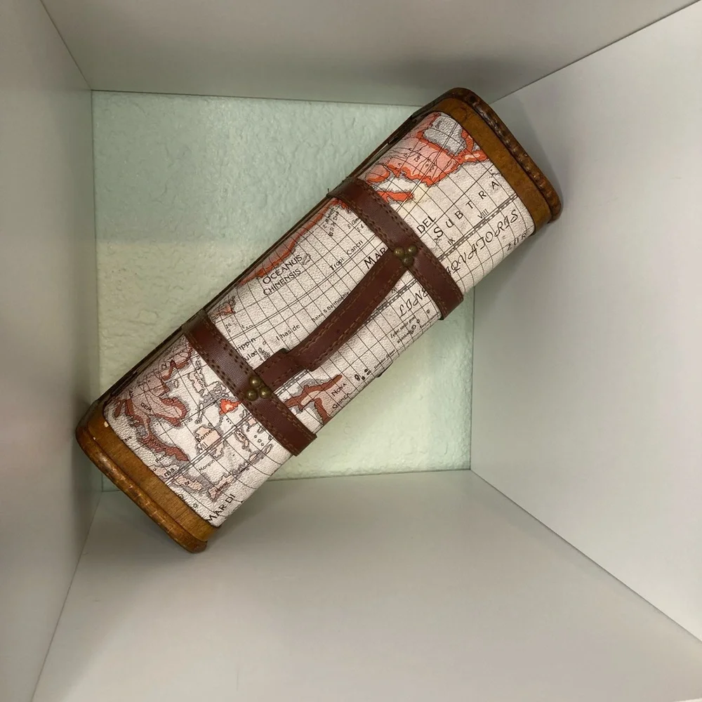 Decorative Old Map Wood & leather Wine Box - Picture 8 of 10